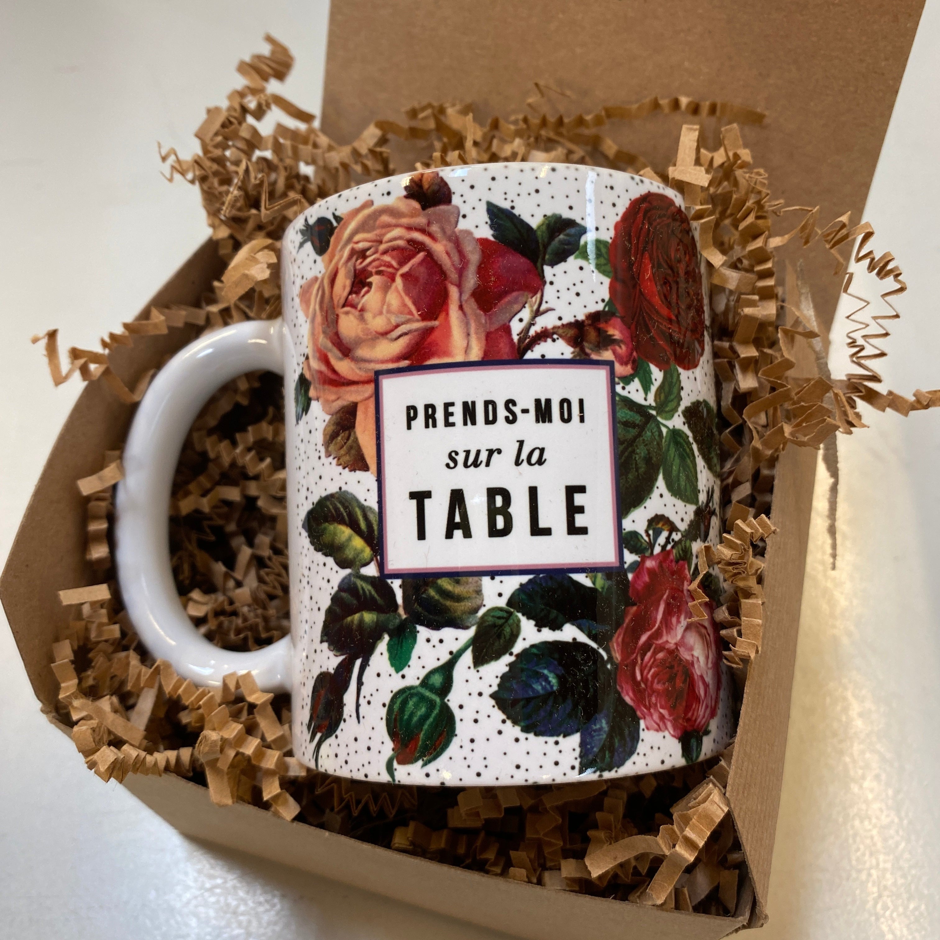 Marie-Claude Marquis "Prends-moi sur la table" mug